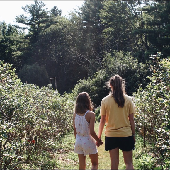 Meet your Posher, Carly - Picture 1 of 1